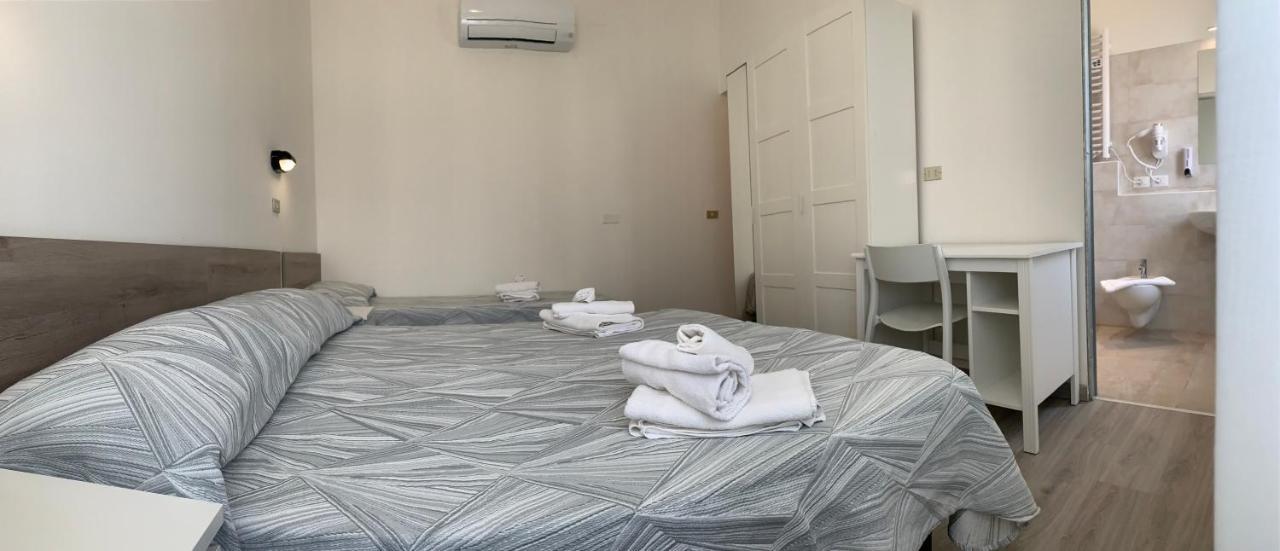 Hotel Laika Rimini Bagian luar foto